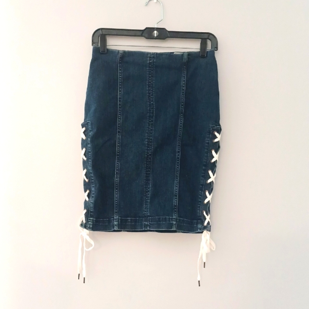 Free People Women's Denim Skirt Size 6